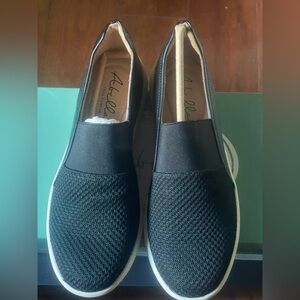 Abella Emerge Slip On Comfort Shoes size us 6